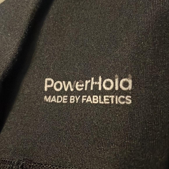 Fabletics power hold - Picture 2 of 4